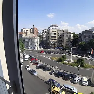 Old Town New Spacious Bucarest