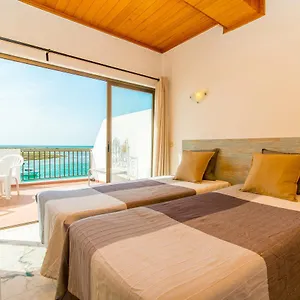 https://cabanas-ria-by-algartur.hotelaalgarve.com