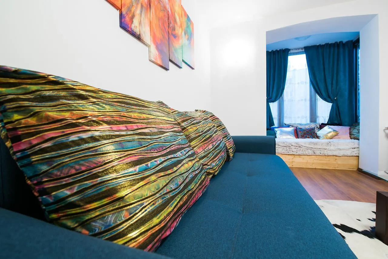 Bucharest Pedestrian Old Town 3 Bedrooms By Orchid Garden
